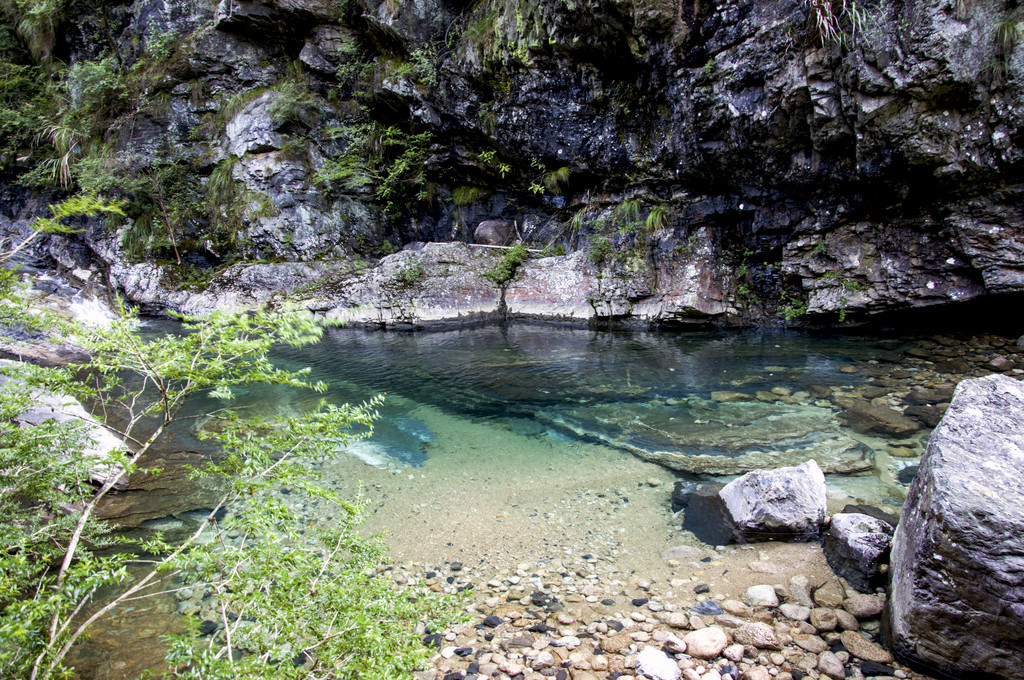 山泉水